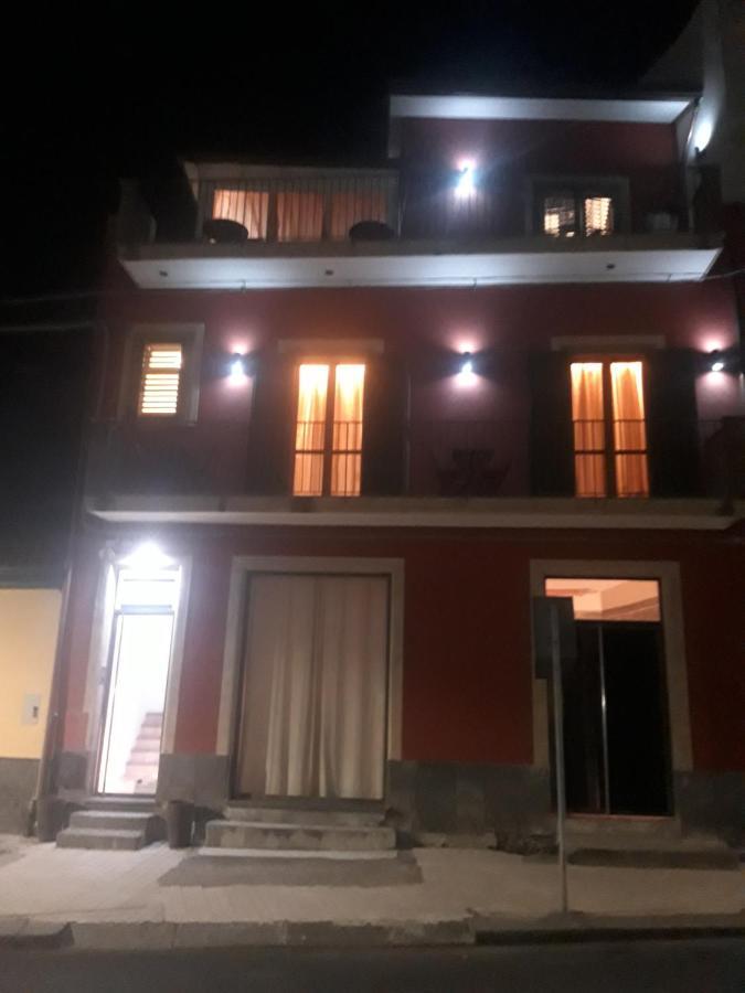 Bed & Breakfast Dietro Le Mura Aci Castello Εξωτερικό φωτογραφία