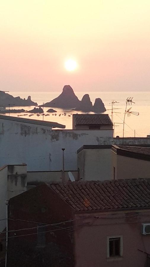 Bed & Breakfast Dietro Le Mura Aci Castello Εξωτερικό φωτογραφία